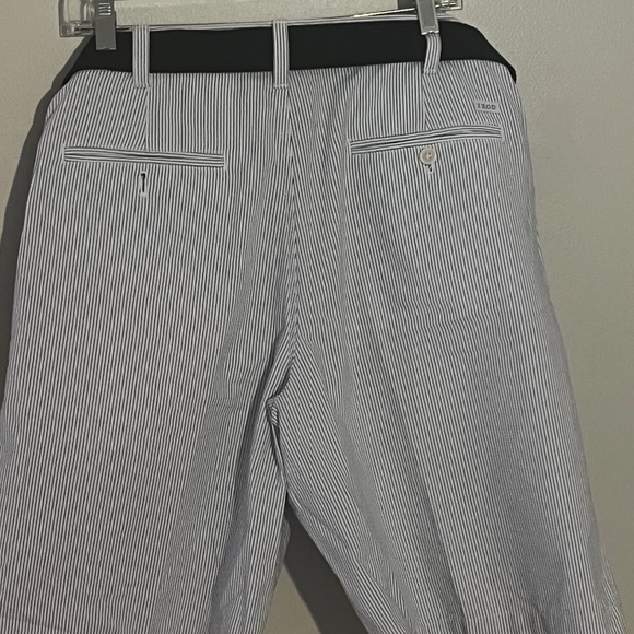 Izod Shorts - Picture 2 of 4